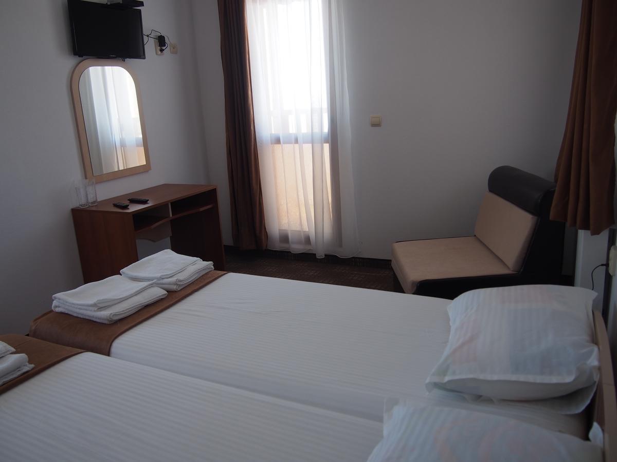 Family Hotel Panorama 奇夫利克 外观 照片